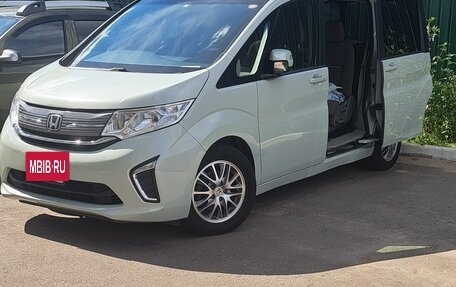 Honda Stepwgn IV, 2016 год, 1 600 000 рублей, 4 фотография