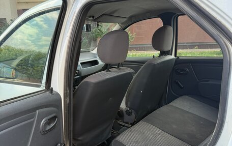 Renault Logan I, 2013 год, 330 000 рублей, 10 фотография