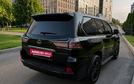 Lexus LX III, 2019 год, 8 100 000 рублей, 3 фотография