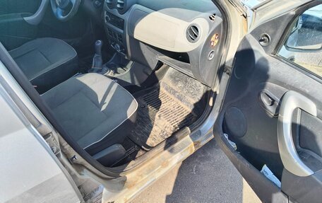 Renault Logan I, 2012 год, 200 000 рублей, 11 фотография
