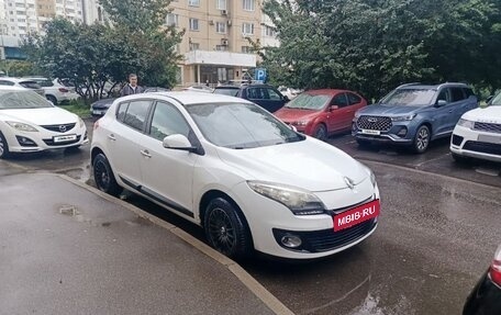 Renault Megane III, 2012 год, 600 000 рублей, 2 фотография