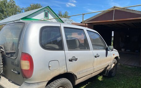 Chevrolet Niva I рестайлинг, 2005 год, 230 000 рублей, 2 фотография