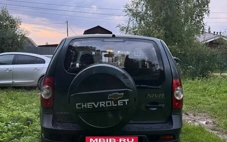 Chevrolet Niva I рестайлинг, 2014 год, 700 000 рублей, 4 фотография