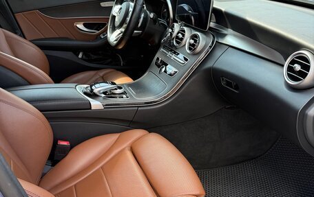 Mercedes-Benz C-Класс, 2018 год, 3 000 000 рублей, 16 фотография