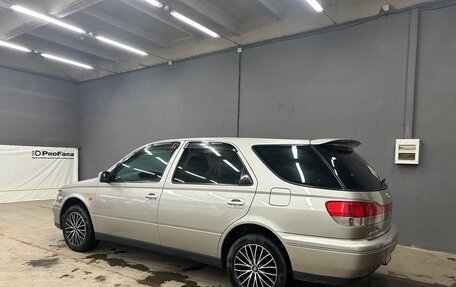 Toyota Vista V30, 1999 год, 540 000 рублей, 4 фотография