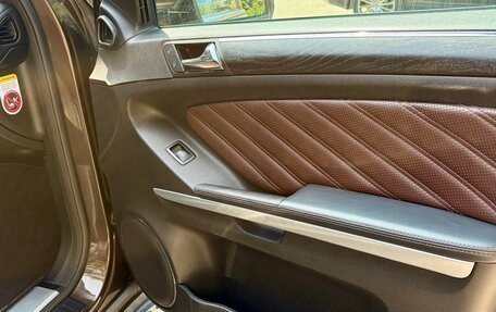 Mercedes-Benz GL-Класс, 2011 год, 2 350 000 рублей, 23 фотография