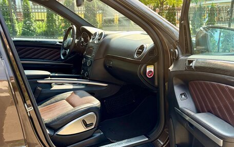Mercedes-Benz GL-Класс, 2011 год, 2 350 000 рублей, 22 фотография