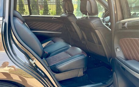 Mercedes-Benz GL-Класс, 2011 год, 2 350 000 рублей, 28 фотография