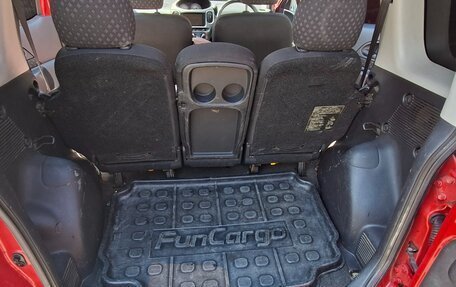 Toyota FunCargo, 2002 год, 500 000 рублей, 11 фотография
