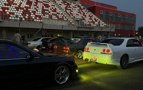 Nissan Skyline, 1995 год, 1 300 000 рублей, 14 фотография