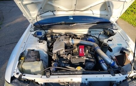 Nissan Skyline, 1995 год, 1 300 000 рублей, 8 фотография