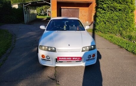 Nissan Skyline, 1995 год, 1 300 000 рублей, 2 фотография