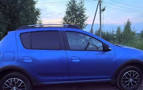 Renault Sandero II рестайлинг, 2022 год, 1 400 000 рублей, 4 фотография
