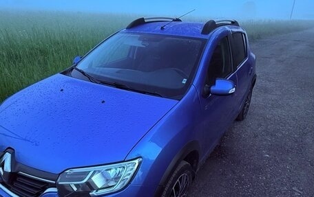 Renault Sandero II рестайлинг, 2022 год, 1 400 000 рублей, 21 фотография