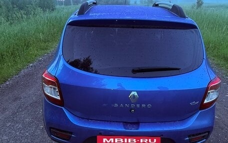Renault Sandero II рестайлинг, 2022 год, 1 400 000 рублей, 24 фотография