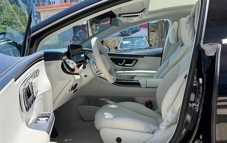 Mercedes-Benz EQE, 2025 год, 6 330 000 рублей, 12 фотография