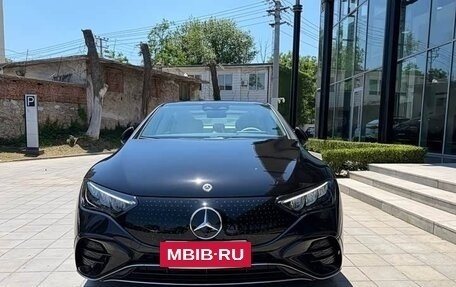 Mercedes-Benz EQE, 2025 год, 6 330 000 рублей, 2 фотография