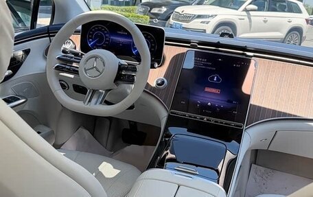 Mercedes-Benz EQE, 2025 год, 6 330 000 рублей, 18 фотография