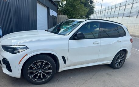 BMW X5, 2019 год, 4 900 000 рублей, 2 фотография