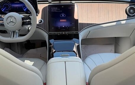 Mercedes-Benz EQE, 2025 год, 6 330 000 рублей, 19 фотография