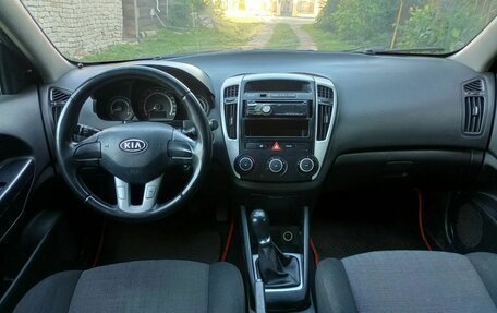 KIA cee'd I рестайлинг, 2010 год, 329 000 рублей, 30 фотография