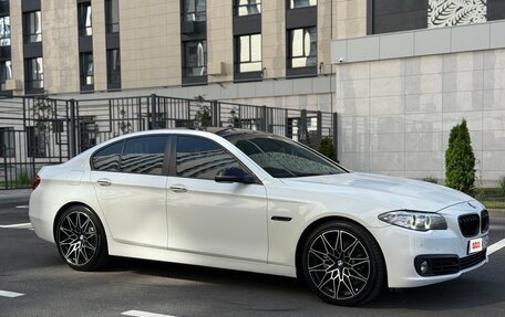 BMW 5 серия, 2013 год, 1 930 000 рублей, 7 фотография