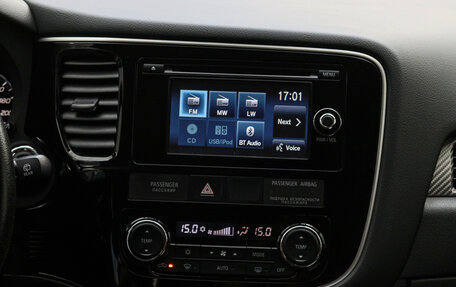 Mitsubishi Outlander III рестайлинг 3, 2014 год, 2 150 000 рублей, 11 фотография
