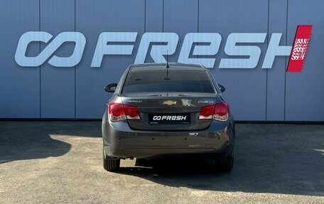 Chevrolet Cruze II, 2010 год, 699 000 рублей, 3 фотография