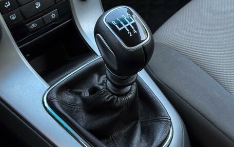 Chevrolet Cruze II, 2010 год, 699 000 рублей, 14 фотография