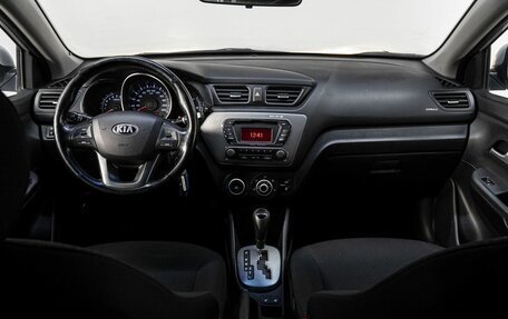 KIA Rio III рестайлинг, 2014 год, 690 000 рублей, 17 фотография