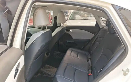 Chevrolet Monza, 2023 год, 1 300 000 рублей, 14 фотография