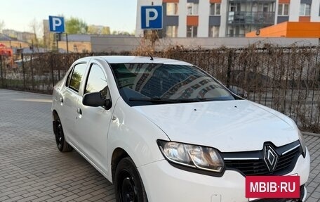 Renault Logan II, 2018 год, 175 000 рублей, 3 фотография