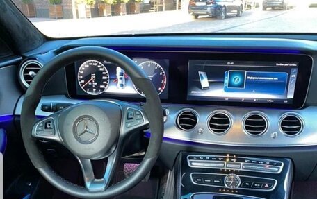 Mercedes-Benz E-Класс, 2016 год, 3 100 000 рублей, 9 фотография