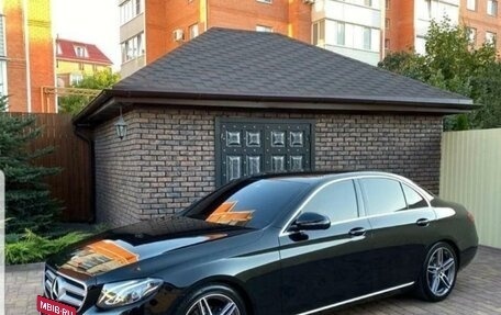 Mercedes-Benz E-Класс, 2016 год, 3 100 000 рублей, 8 фотография