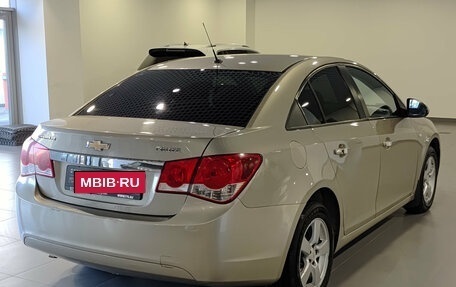 Chevrolet Cruze II, 2011 год, 570 000 рублей, 9 фотография