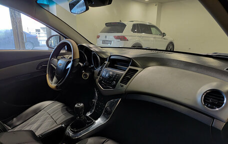 Chevrolet Cruze II, 2011 год, 570 000 рублей, 15 фотография