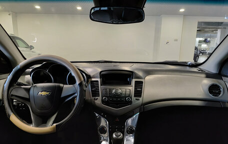 Chevrolet Cruze II, 2011 год, 570 000 рублей, 18 фотография