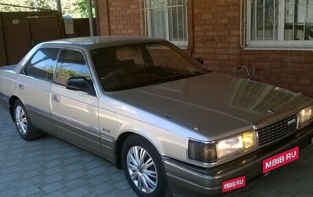 Mazda Luce, 1986 год, 400 000 рублей, 1 фотография