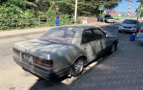 Mazda Luce, 1986 год, 400 000 рублей, 2 фотография