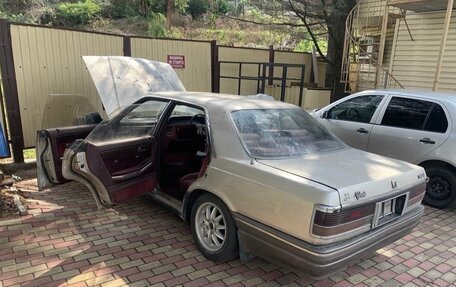 Mazda Luce, 1986 год, 400 000 рублей, 3 фотография