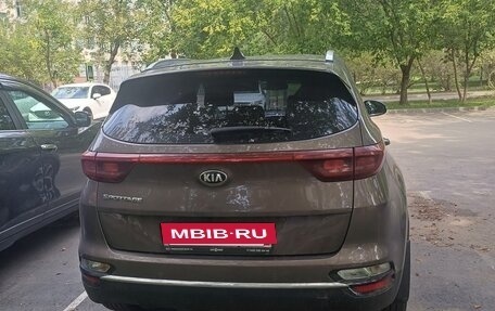 KIA Sportage IV рестайлинг, 2020 год, 2 100 000 рублей, 5 фотография