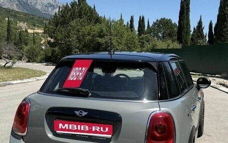 MINI Hatch, 2018 год, 1 800 000 рублей, 4 фотография