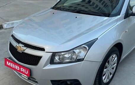 Chevrolet Cruze II, 2011 год, 685 000 рублей, 2 фотография