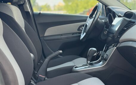 Chevrolet Cruze II, 2011 год, 685 000 рублей, 19 фотография