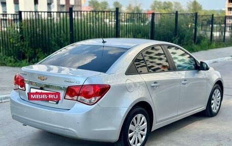 Chevrolet Cruze II, 2011 год, 685 000 рублей, 5 фотография