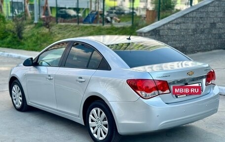 Chevrolet Cruze II, 2011 год, 685 000 рублей, 7 фотография