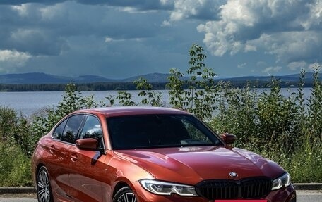 BMW 3 серия, 2019 год, 3 449 000 рублей, 13 фотография
