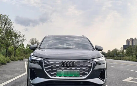 Audi Q4 e-tron, 2024 год, 4 450 000 рублей, 6 фотография