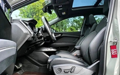 Audi Q4 e-tron, 2024 год, 4 450 000 рублей, 7 фотография