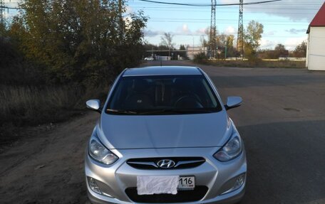 Hyundai Solaris II рестайлинг, 2011 год, 490 000 рублей, 5 фотография